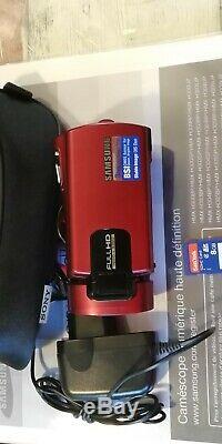 Camescope Numérique SAMSUNG HMX- H300BP, carte mémoire et housse, manuel
